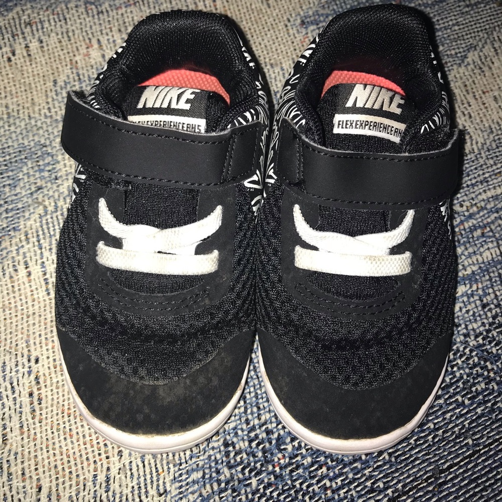 Toddler Girl Nike’s